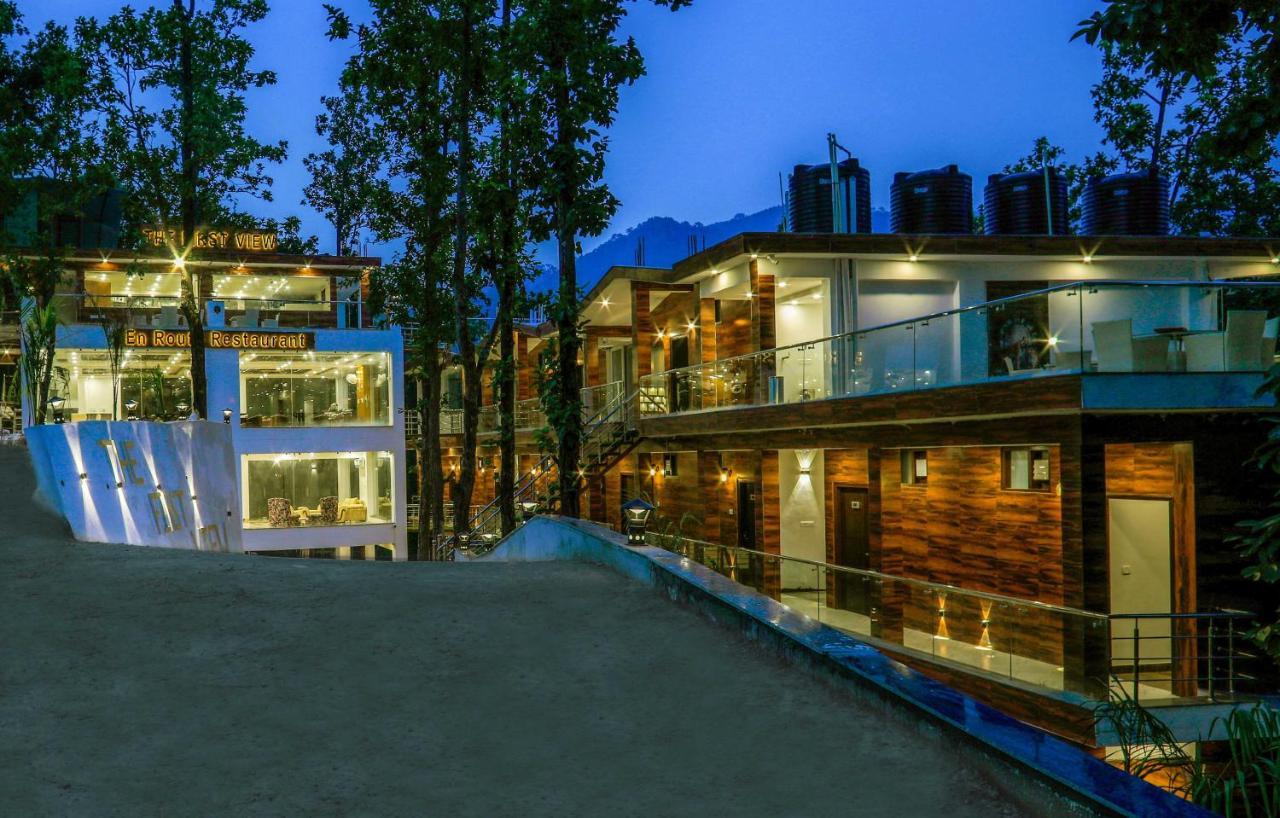 The First View Resort Lansdowne Exterior photo